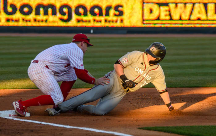 05_Joshua Overbeek_BSBvsUNO0319